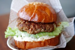 * FRZ  100pc Lean Burgers - FML - Gourmet Island  x  48x4oz